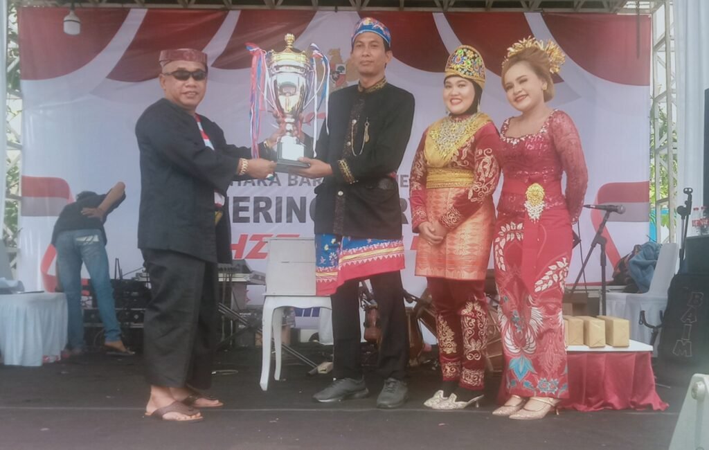 IMG_20240922_135846-1024x650 Gelar Gathering Karyawan, Pemilik HZS Group Tebar Ratusan Hadiah
