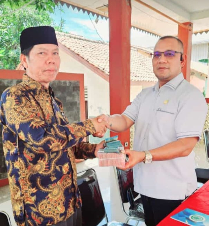 IMG_20250102_214256 Program Awal Tahun 2025, LPM Cikiwul Kucurkan Bantuan Operasional Posyandu dan Bersuci