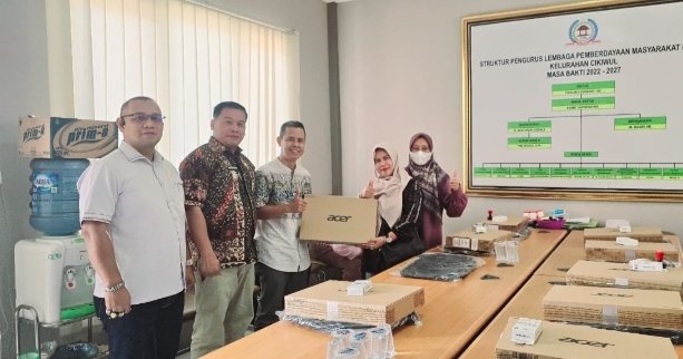 IMG_20250102_214343 Program Awal Tahun 2025, LPM Cikiwul Kucurkan Bantuan Operasional Posyandu dan Bersuci